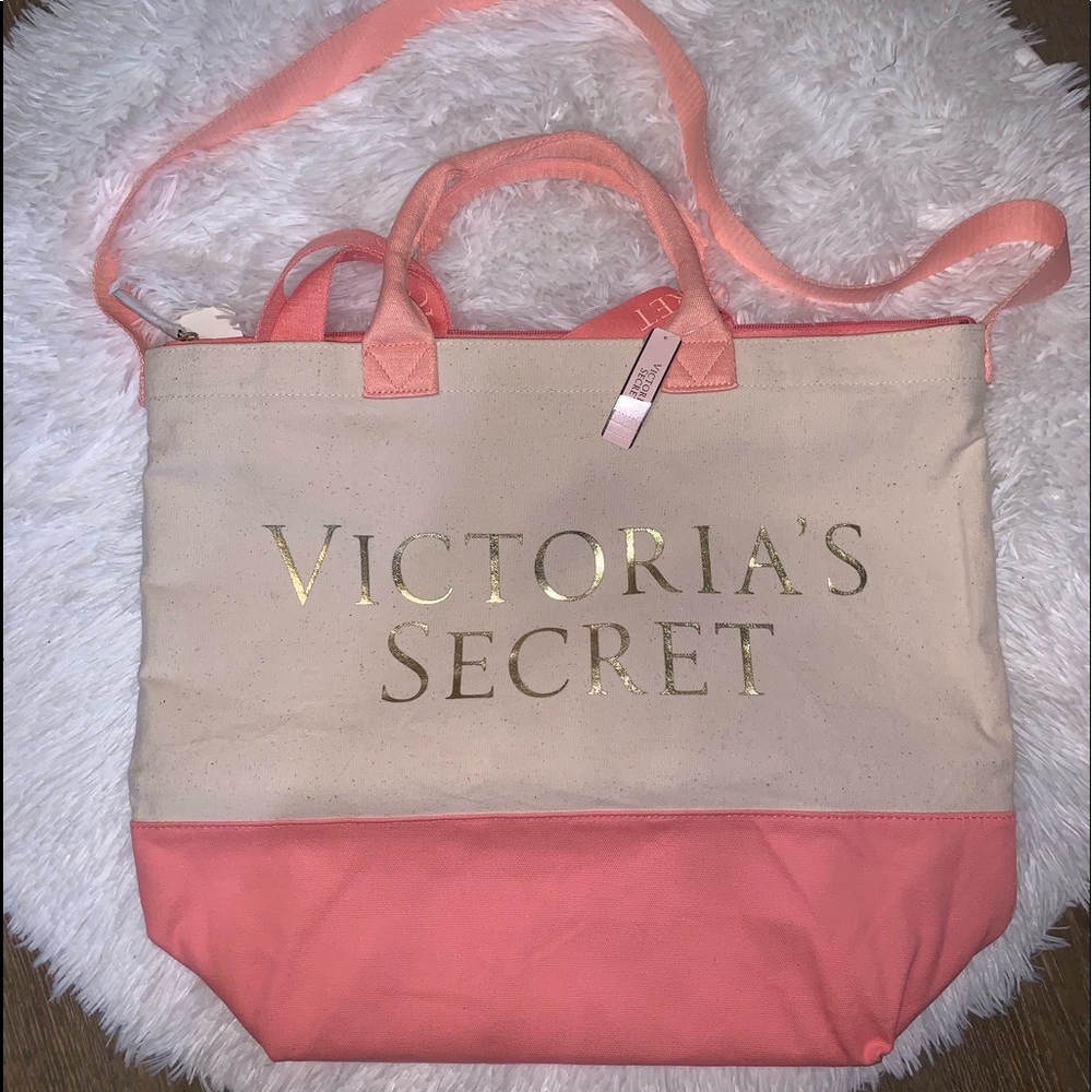 Victoria’s Secret - Picture 2 of 8